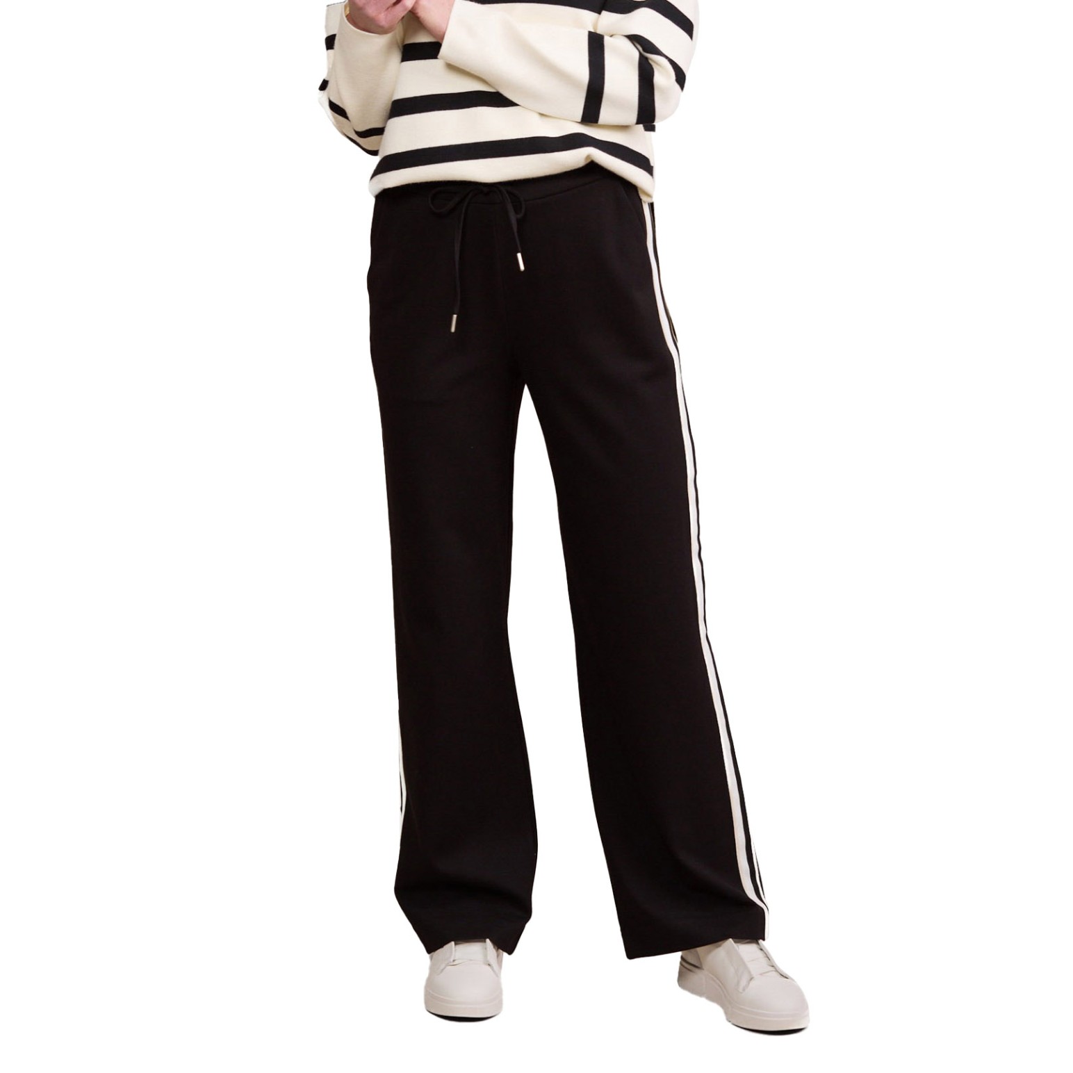 Vassalli Wide Leg Full Length Pant With Side Stripe Panel